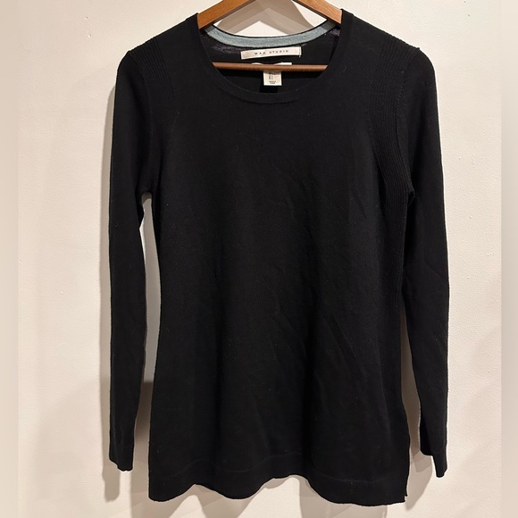 Max Studio Tops - MAX STUDIO 100% Merino‎ Wool Black Long Sleeve